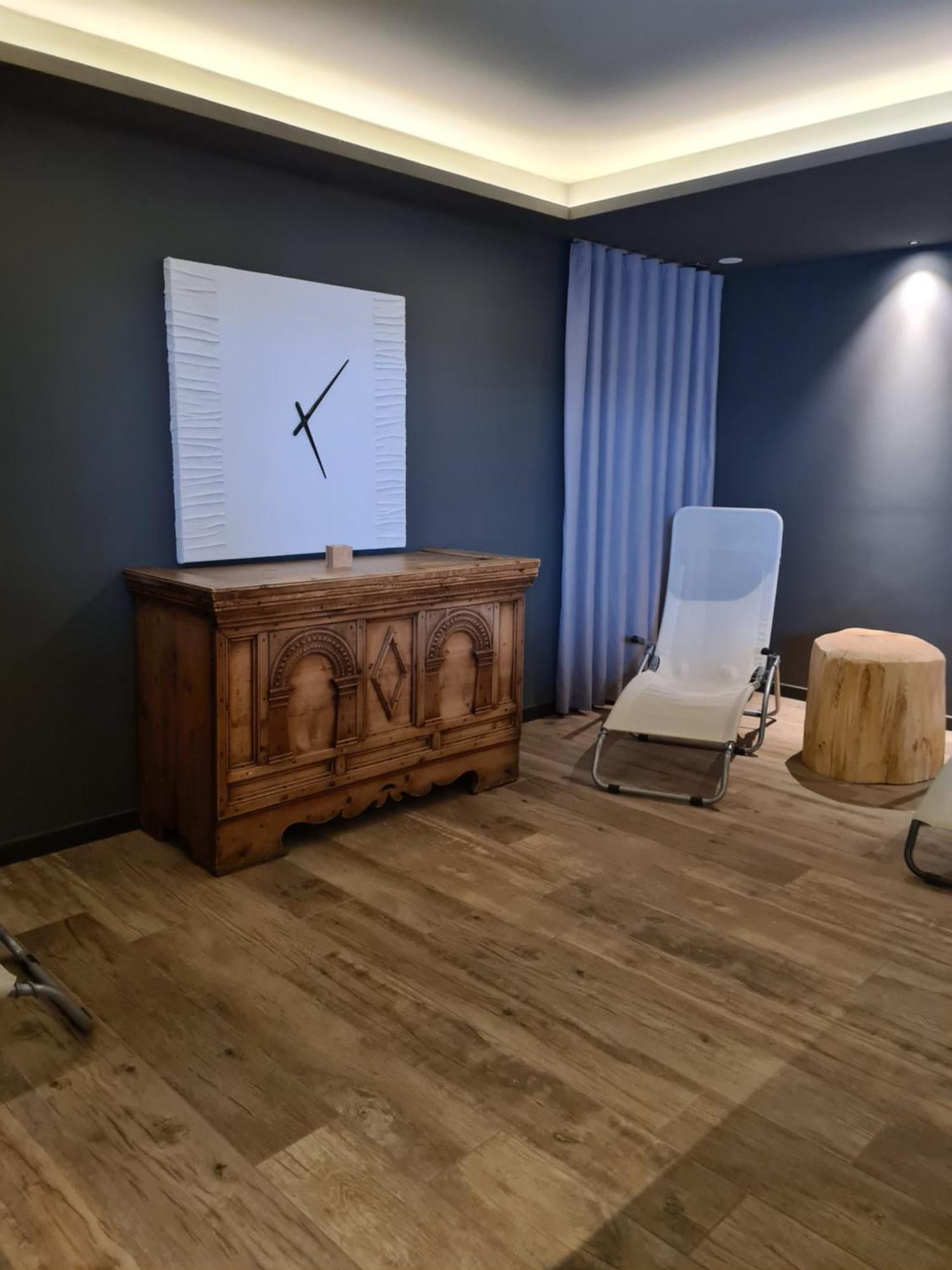 Hotel Zirmes Моэна Экстерьер фото
